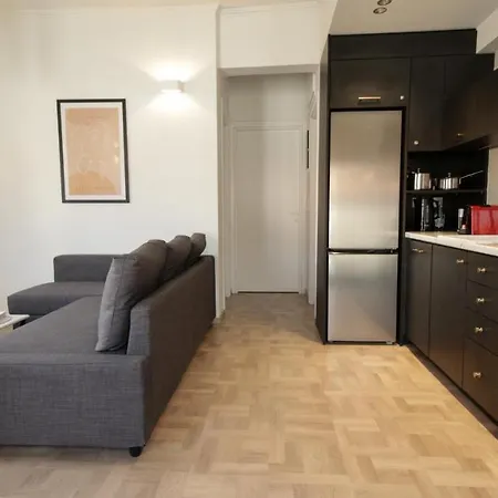 Lejlighed Onos - 2 Bedroom 2 Bathroom Penthouse With Terrace In Old Town Kalamata